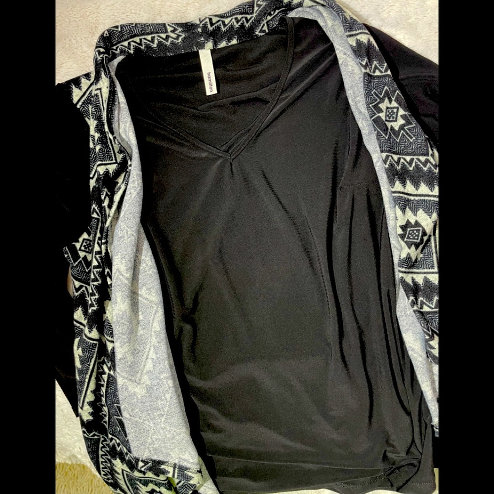 Hamilton Cardigan Blouse, 1 piece - Picture 8 of 9